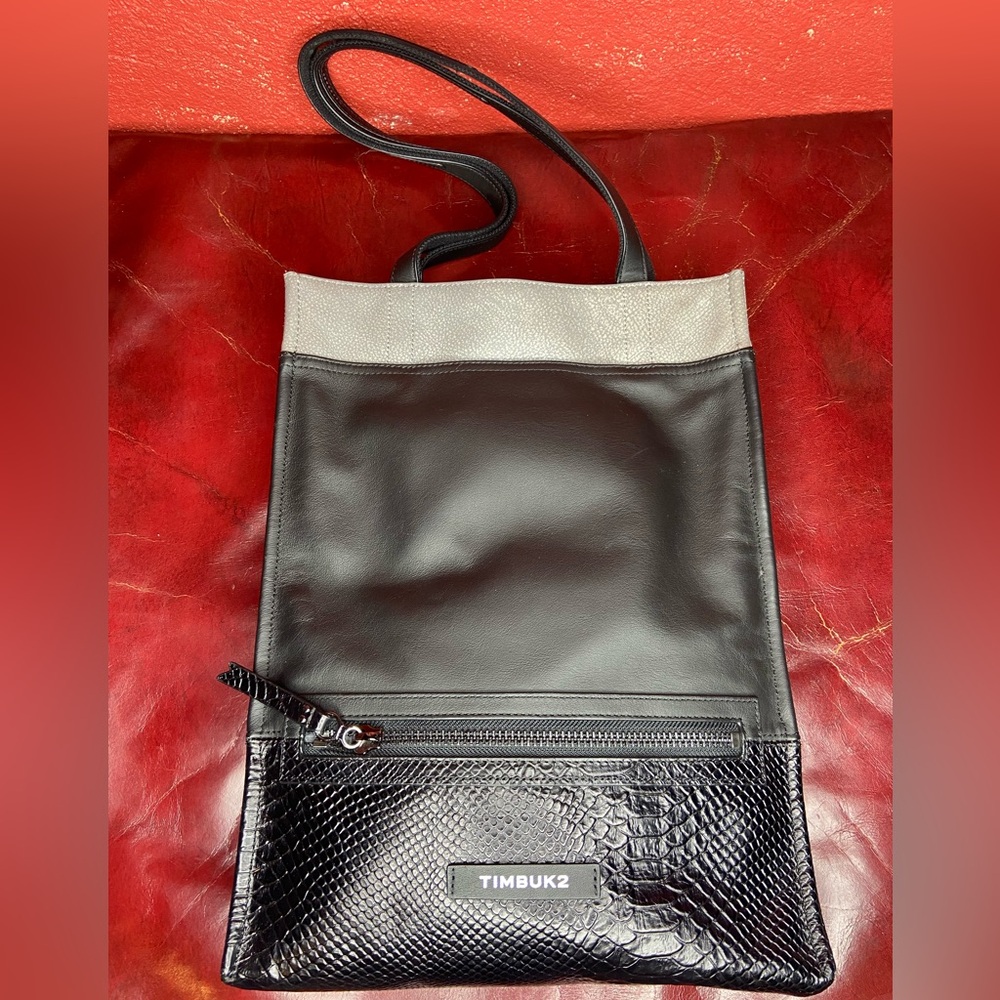 NWOT Black and Gray Timbuk2 FEMME Leather Tote Shoulder Bag Purse